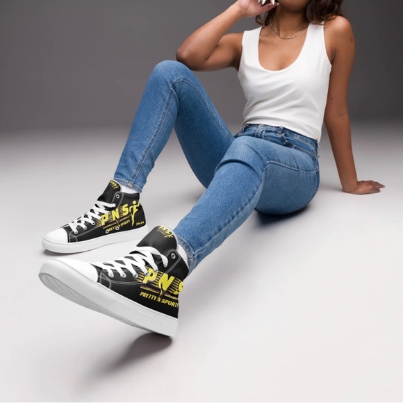 PNS) Pretty N Sporty - John
3:16 Women High Top Canvas
Footwear - Black - Picture 2 of 8
